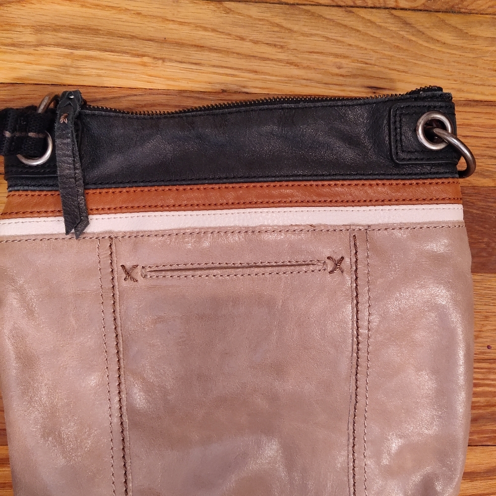 The Sak leather crossbody leather - Picture 4 of 9
